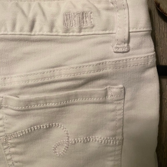 🧡Justice Girl’s White Jean Shorts Size 16 - Picture 5 of 6